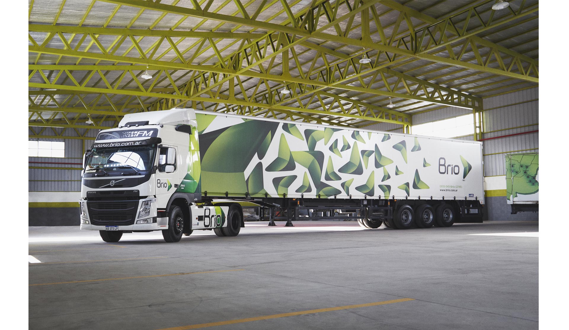 Brio Campaña de fotos institucionales para Brio. Ph Charly Orieta Keipert