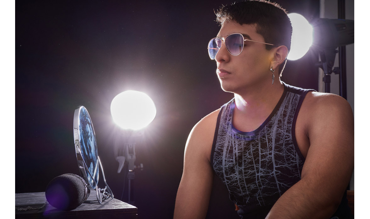 Brayton, artista compositor. Book by ph: Charly Orieta Keipert